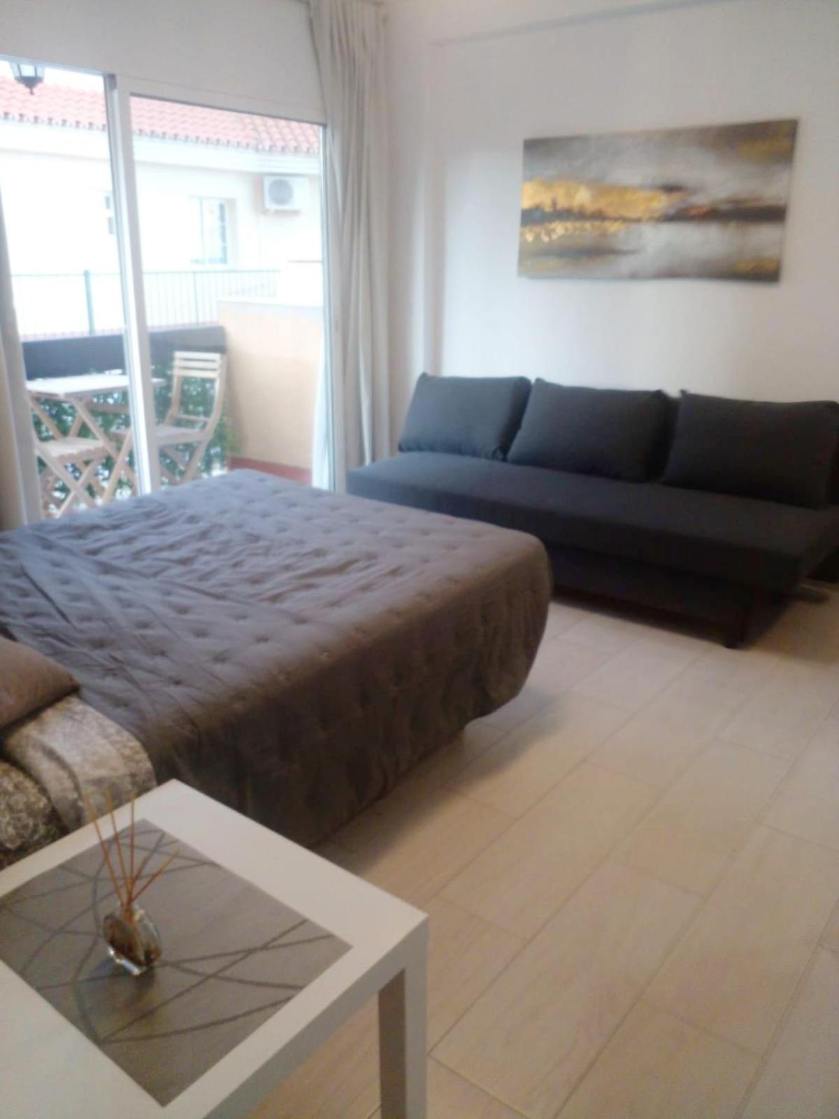 Apartamento With Pool Benalmádena